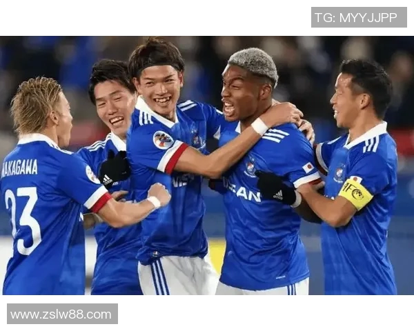 横滨水手与东京绿茵激战正酣谁能在这场对决中笑到最后